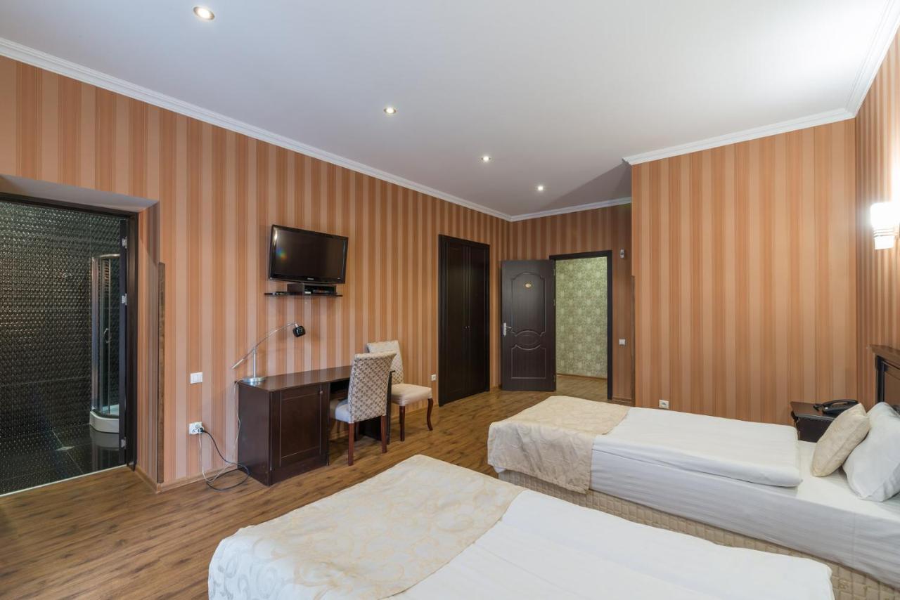 Garden View Hotel Tbilisi Buitenkant foto
